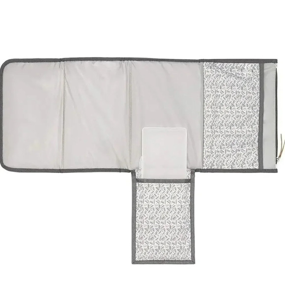 Petunia Pickle Bottom Nimble DIAPER CLUTCH + CHANGER Rainbow Unity NWT - Picture 3 of 4